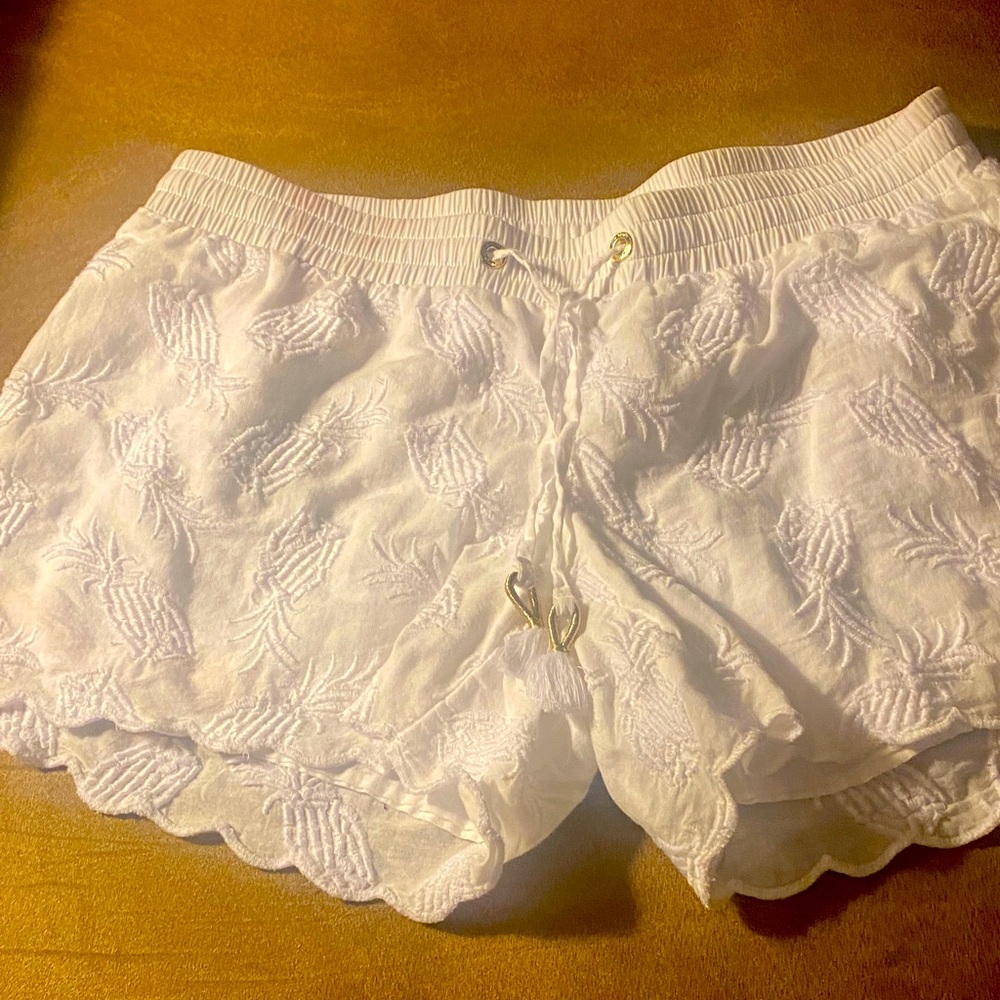 Lilly Pulitzer White Embroidered Drawstring Shorts with Gold Eyelets🌸🌸